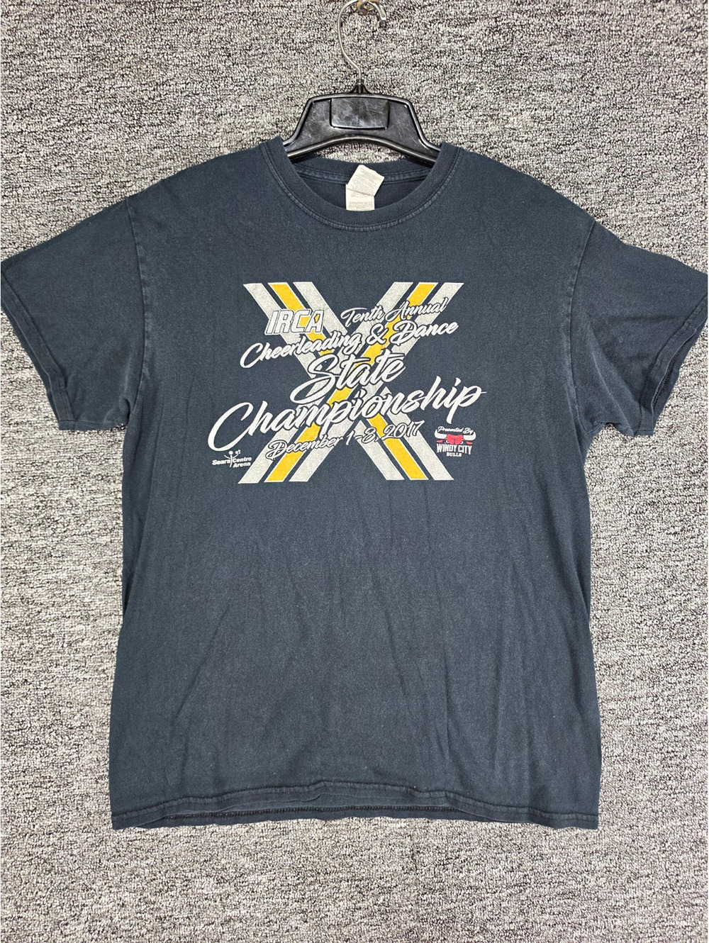 Gildan Heavy Cotton Gray IRCA Cheerleading Dance Graphic Crew Neck Tee Size M